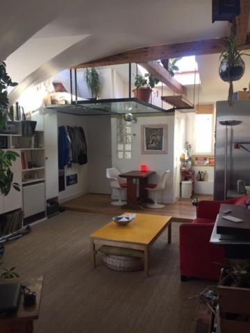 Location 11 Appartamento *